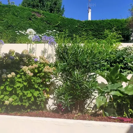 House With Garden In - Quiet Area 3* 비아히쯔