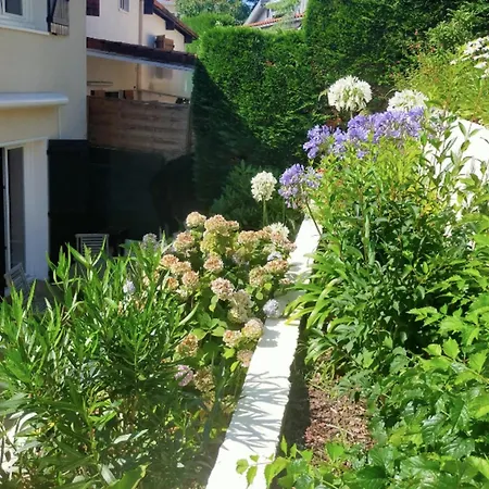 Hotel House With Garden In - Quiet Area Biarritz